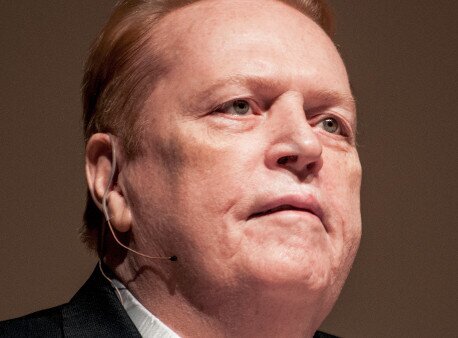 larry_flynt_opens_casino